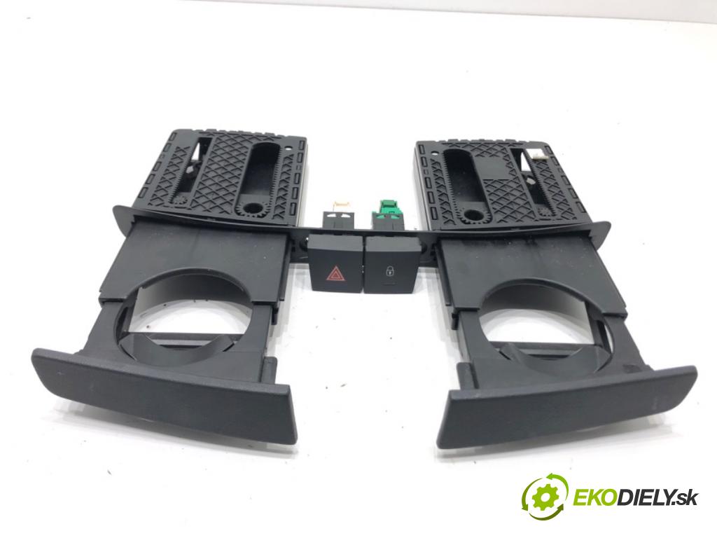 PEUGEOT 508 SW I (8E_) 2010 - 2018    1.6 THP 115 kW [156 KM] benzyna 2010 - 2018  Držiak na nápoje 9688798500 (Úchyty, držiaky na nápoje)