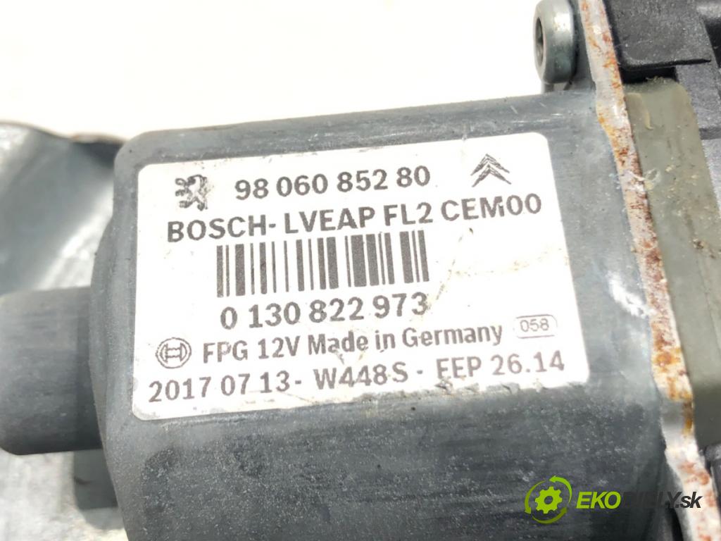 PEUGEOT 508 SW I (8E_) 2010 - 2018    1.6 THP 115 kW [156 KM] benzyna 2010 - 2018  mechanismus okna levý přední část 9806085280