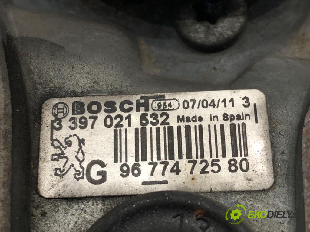PEUGEOT 508 SW I (8E_) 2010 - 2018    1.6 THP 115 kW [156 KM] benzyna 2010 - 2018  mechanismus stěračů levý přední část 9677472580