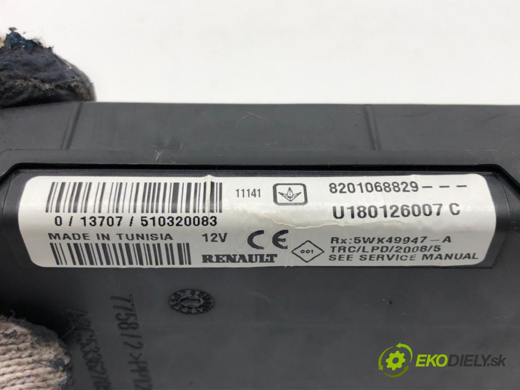 DACIA DUSTER (HS_) 2010 - 2018    1.6 16V 77 kW [105 KM] benzyna 2010 - 2018  Modul BCM 8201068829 (Ostatné)