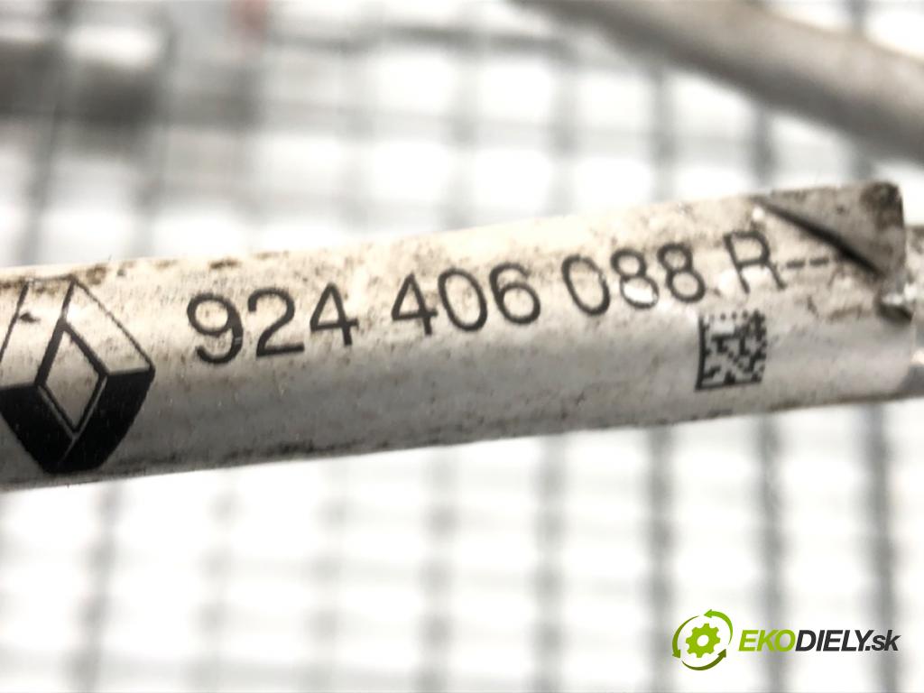 DACIA DUSTER (HS_) 2010 - 2018    1.6 16V 77 kW [105 KM] benzyna 2010 - 2018  rúrka klimatizácie 924406088R (Rúrky klimatizácie)