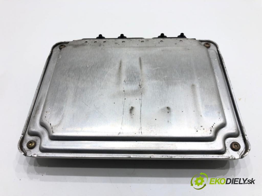 VW GOLF IV (1J1) 1997 - 2008    1.4 16V 55 kW [75 KM] benzyna 1997 - 2004  riadiaca jednotka Motor 036986032L (Riadiace jednotky)