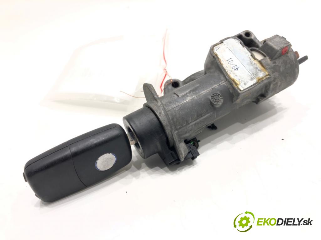 VW GOLF IV (1J1) 1997 - 2008    1.4 16V 55 kW [75 KM] benzyna 1997 - 2004  spinačka  (Spínacie skrinky a kľúče)