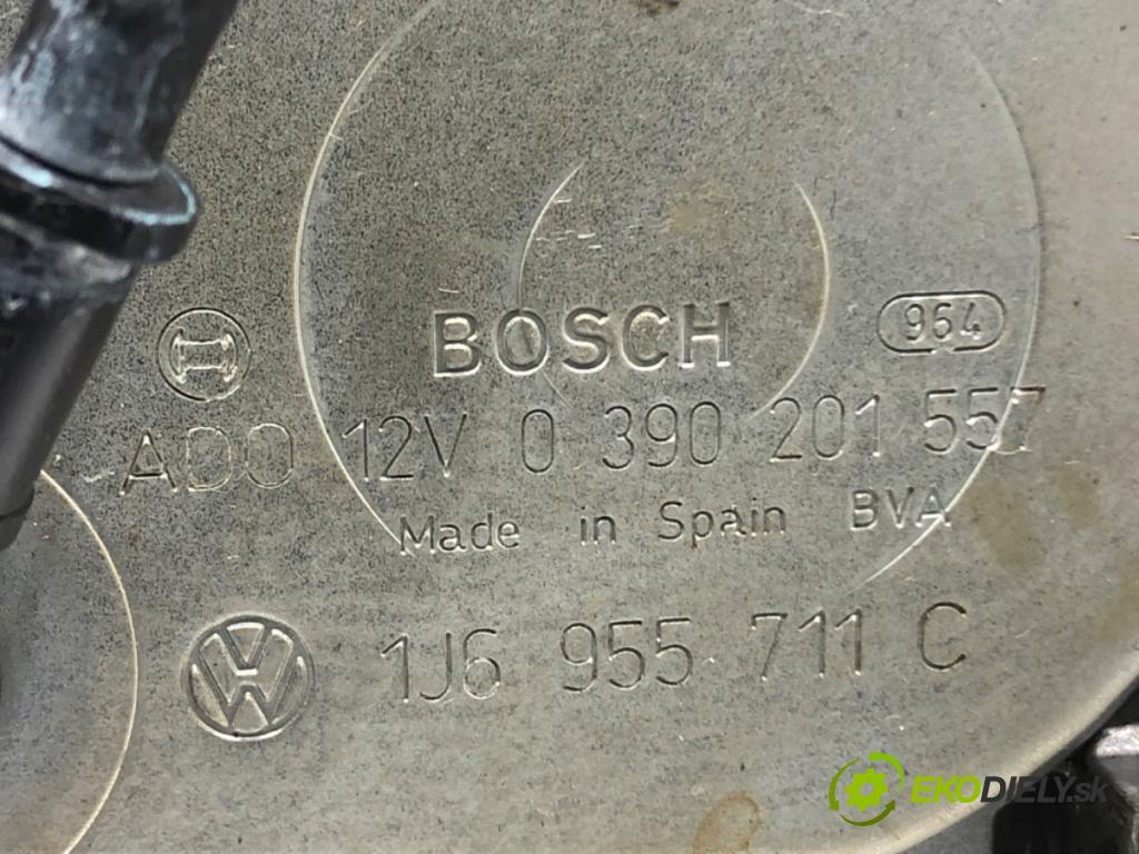 VW GOLF IV (1J1) 1997 - 2008    1.4 16V 55 kW [75 KM] benzyna 1997 - 2004  motor stěračů zadní část 1J6955711C
