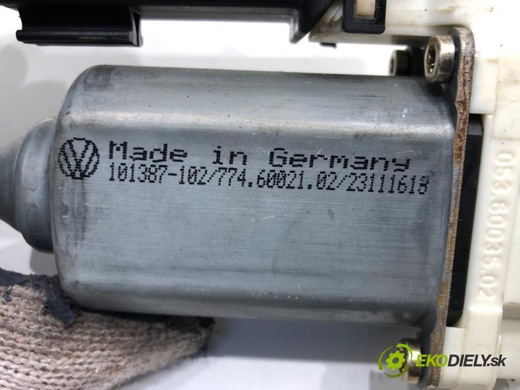 VW GOLF IV (1J1) 1997 - 2008    1.4 16V 55 kW [75 KM] benzyna 1997 - 2004  motor sťahovaní okna levý přední část 1C1959801A