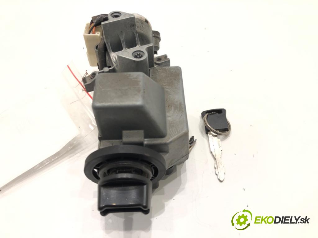 SUZUKI GRAND VITARA II (JT, TE, TD) 2005 - 2022    2.0 Napęd na wszystkie koła (TD54, JB420) 103 kW [140 KM] benzyna 2005 - 2015  spinačka 33970-65J00 (Spínacie skrinky a kľúče)