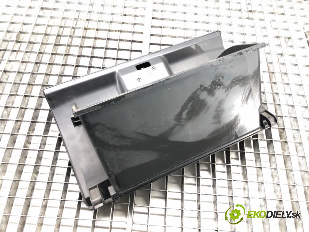 SUZUKI GRAND VITARA II (JT, TE, TD) 2005 - 2022    2.0 Napęd na wszystkie koła (TD54, JB420) 103 kW [140 KM] benzyna 2005 - 2015  Priehradka, kastlík spolujazdca  (Priehradky, kastlíky)