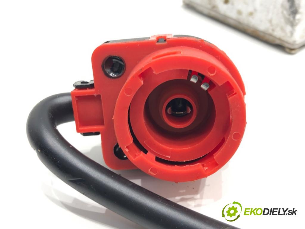 SUZUKI GRAND VITARA II (JT, TE, TD) 2005 - 2022    2.0 Napęd na wszystkie koła (TD54, JB420) 103 kW [140 KM] benzyna 2005 - 2015  Menič XENON ZD7703201 (Riadiace jednotky xenónu)