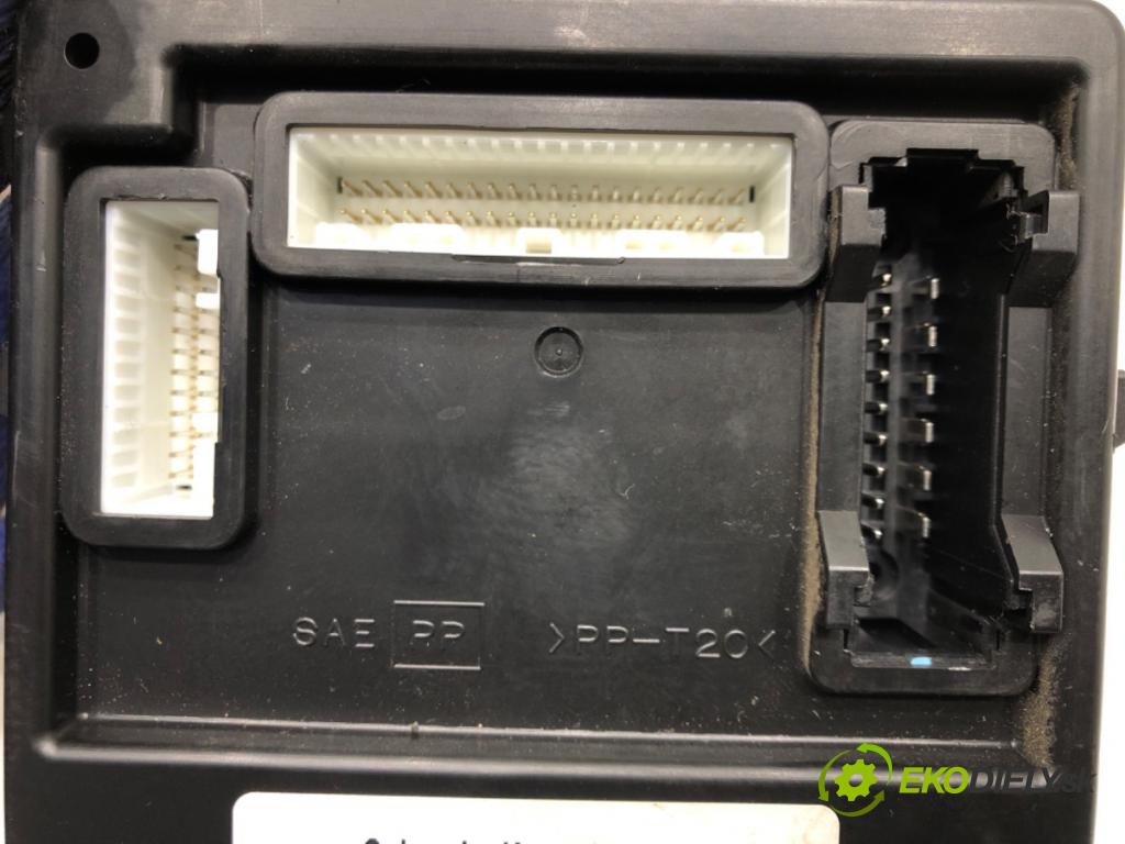 SUZUKI GRAND VITARA II (JT, TE, TD) 2005 - 2022    2.0 Napęd na wszystkie koła (TD54, JB420) 103 kW [140 KM] benzyna 2005 - 2015  Modul komfortu 36770-64JE0 (Moduly komfortu)