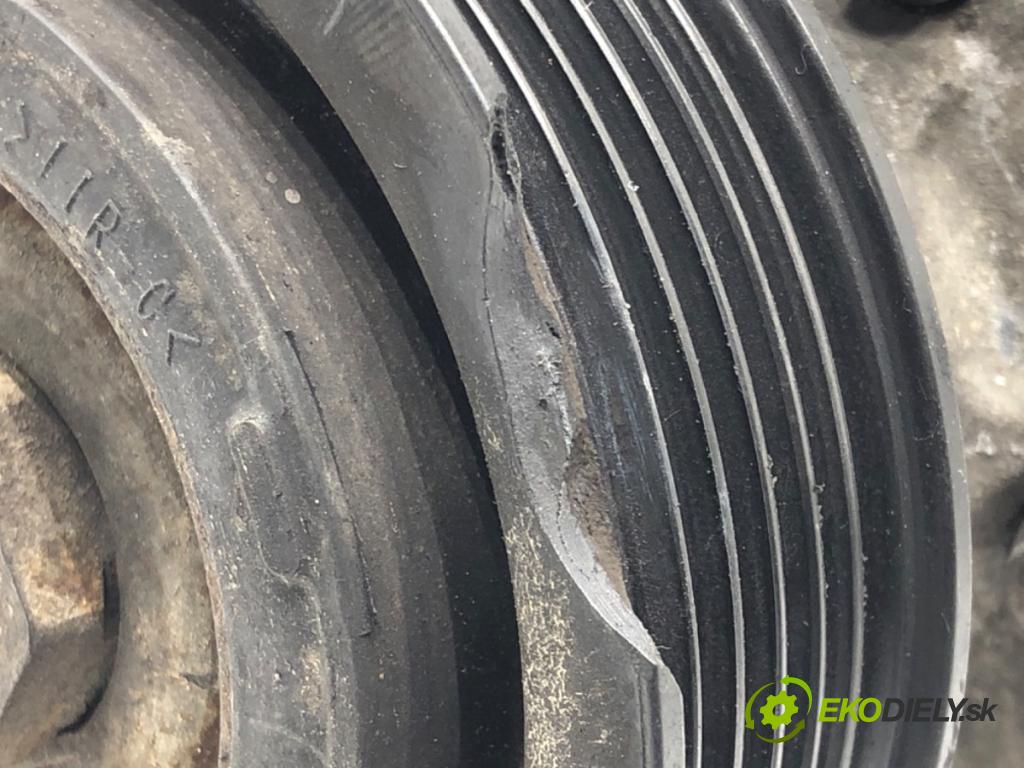 VW TRANSPORTER V Autobus (7HB, 7HJ, 7EB, 7EJ) 2003 - 2015    2.0 TDI 84 kW [114 KM] olej napędowy 2011 - 2015  kompresor klimatizace 7E0820803G (Kompresory)