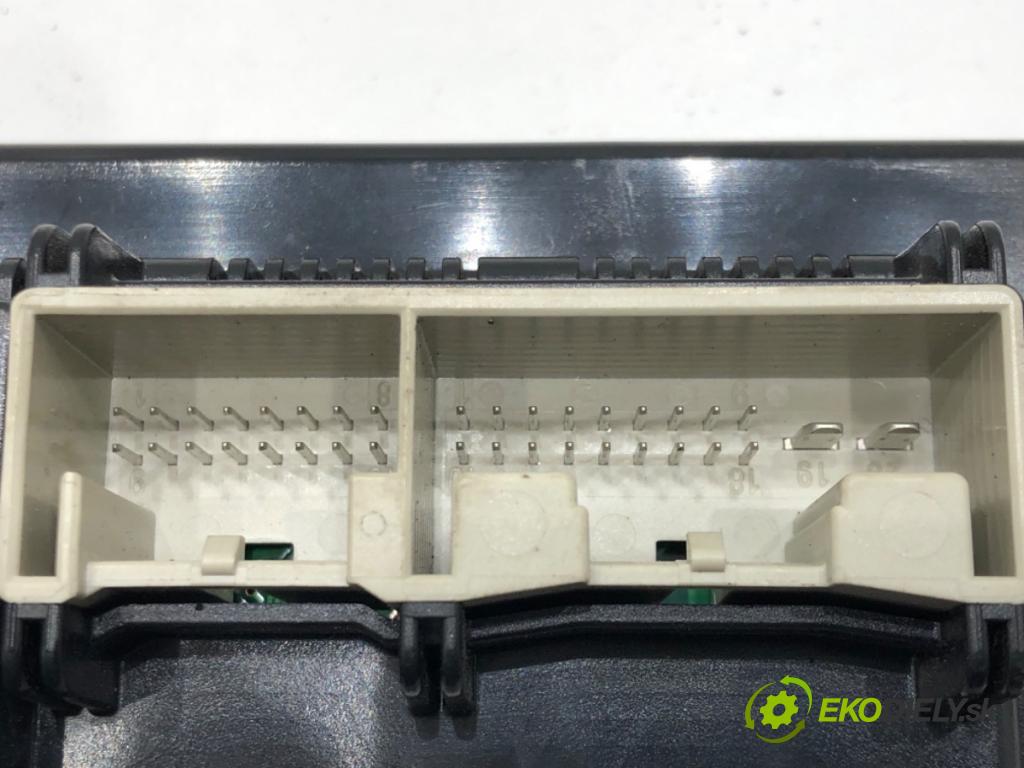 VW TRANSPORTER V Autobus (7HB, 7HJ, 7EB, 7EJ) 2003 - 2015    2.0 TDI 84 kW [114 KM] olej napędowy 2011 - 2015  Panel ovládania kúrenia 7E5907047BN (Prepínače, spínače, tlačidlá a ovládače kúrenia)