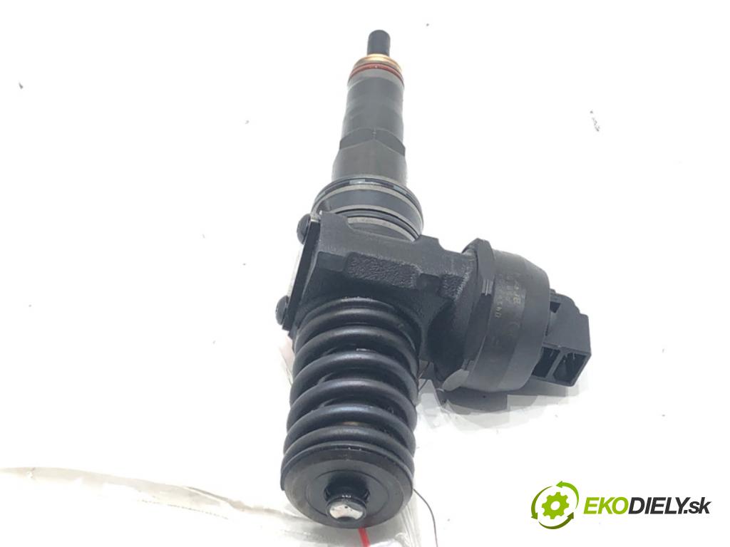 VW TOUAREG (7LA, 7L6, 7L7) 2002 - 2013    5.0 V10 TDI 230 kW [313 KM] olej napędowy 2002 - 2010  Vstrekovač 0414720220 (Vstrekovače)