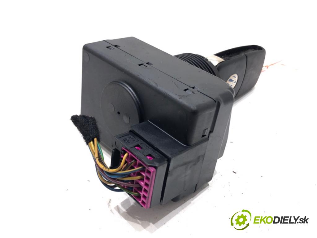 VW TOUAREG (7LA, 7L6, 7L7) 2002 - 2013    5.0 V10 TDI 230 kW [313 KM] olej napędowy 2002 - 2010  spinačka 3D0905865C (Spínacie skrinky a kľúče)