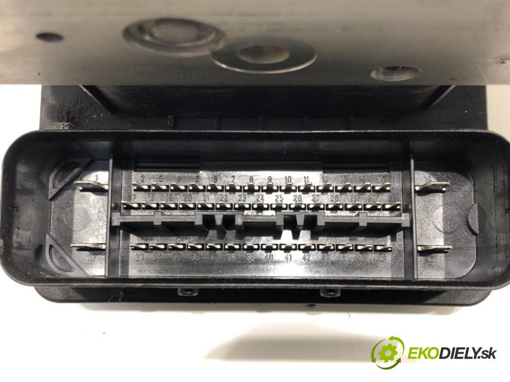 VW TOUAREG (7LA, 7L6, 7L7) 2002 - 2013    5.0 V10 TDI 230 kW [313 KM] olej napędowy 2002 - 2010  Pumpa ABS 7L0614111F 7L0907379E (Pumpy ABS)