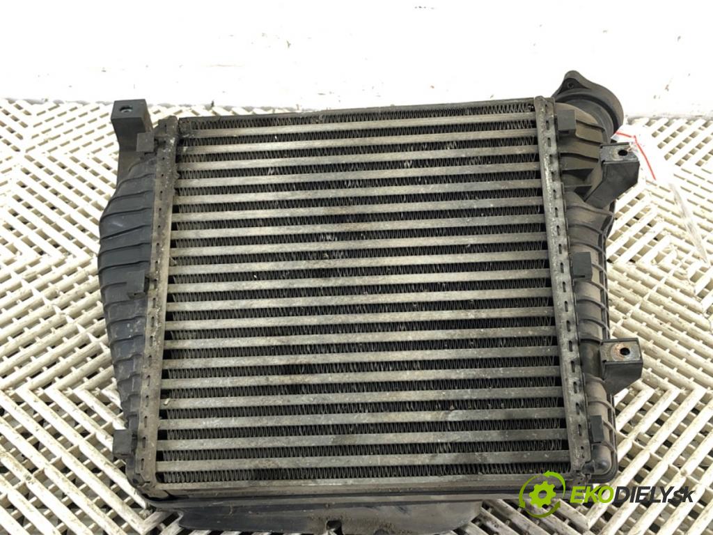 VW TOUAREG (7LA, 7L6, 7L7) 2002 - 2013    5.0 V10 TDI 230 kW [313 KM] olej napędowy 2002 - 2010  intercooler levý 7L0145803A (Chladiče nasávaného vzduchu (intercoolery))