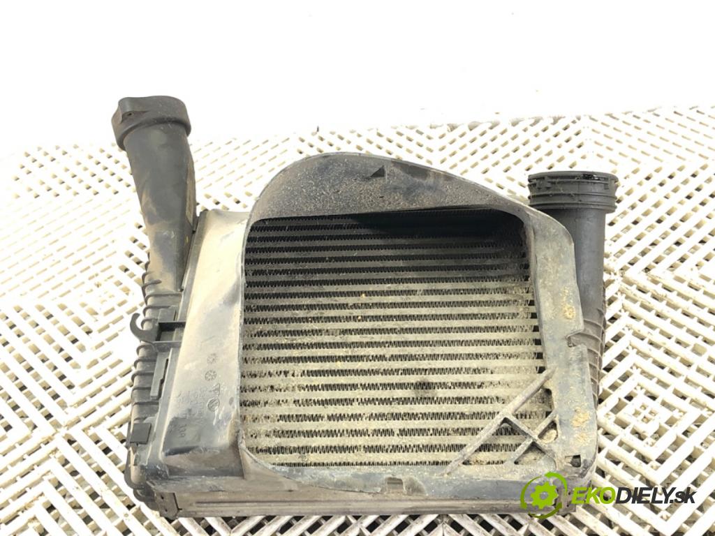 VW TOUAREG (7LA, 7L6, 7L7) 2002 - 2013    5.0 V10 TDI 230 kW [313 KM] olej napędowy 2002 - 2010  intercooler levý 7L0145803A (Chladiče nasávaného vzduchu (intercoolery))