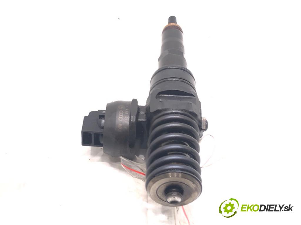 VW TOUAREG (7LA, 7L6, 7L7) 2002 - 2013    5.0 V10 TDI 230 kW [313 KM] olej napędowy 2002 - 2010  Vstrekovač 0414720220 (Vstrekovače)