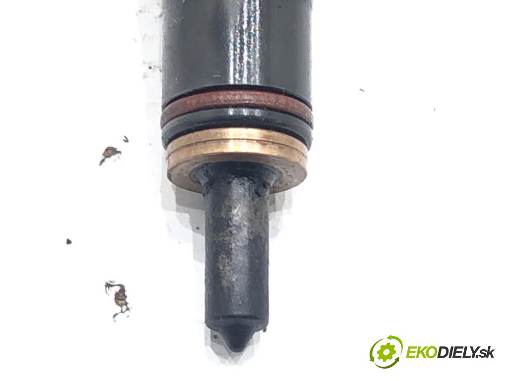 VW TOUAREG (7LA, 7L6, 7L7) 2002 - 2013    5.0 V10 TDI 230 kW [313 KM] olej napędowy 2002 - 2010  Vstrekovač 0414720210 (Vstrekovače)