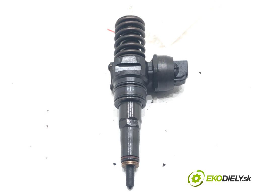 VW TOUAREG (7LA, 7L6, 7L7) 2002 - 2013    5.0 V10 TDI 230 kW [313 KM] olej napędowy 2002 - 2010  Vstrekovač 0414720220 (Vstrekovače)