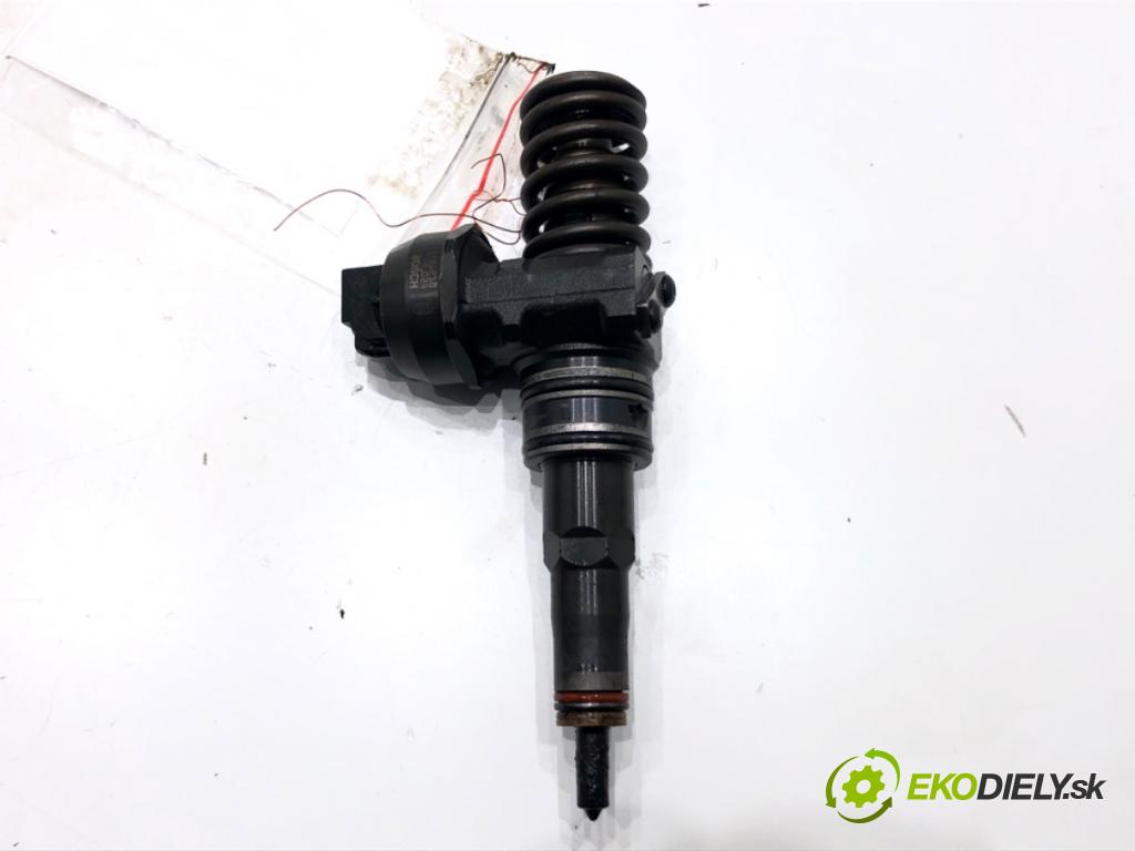 VW TOUAREG (7LA, 7L6, 7L7) 2002 - 2013    5.0 V10 TDI 230 kW [313 KM] olej napędowy 2002 - 2010  Vstrekovač 0414720210 (Vstrekovače)
