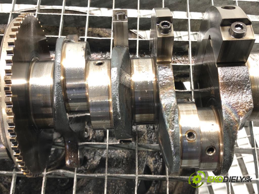 VW TOUAREG (7LA, 7L6, 7L7) 2002 - 2013    5.0 V10 TDI 230 kW [313 KM] olej napędowy 2002 - 2010  Kardaň, hriadeľ KLIKA: AYH (Ostatné)