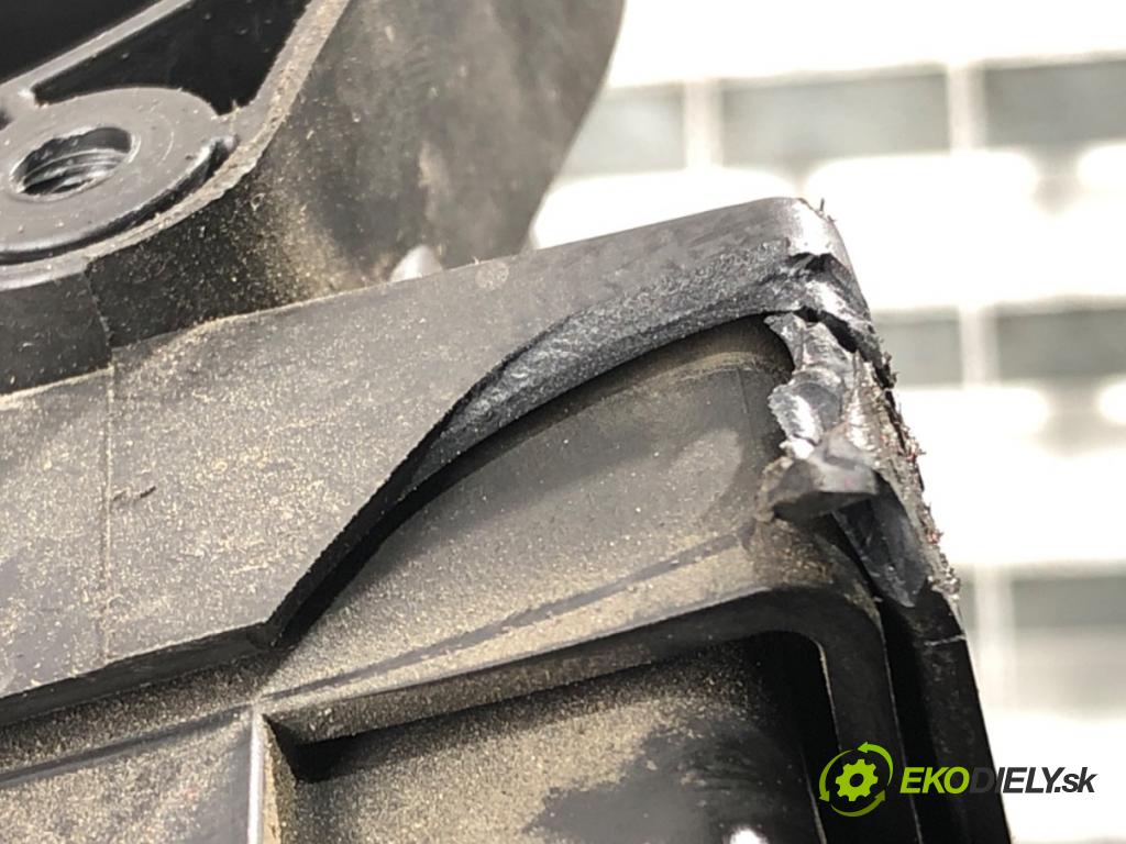 VW PASSAT B6 Variant (3C5) 2005 - 2011    1.9 TDI 77 kW [105 KM] olej napędowy 2005 - 2010  Obal filtra vzduchu 3C0129607AF (Obaly filtrov vzduchu)