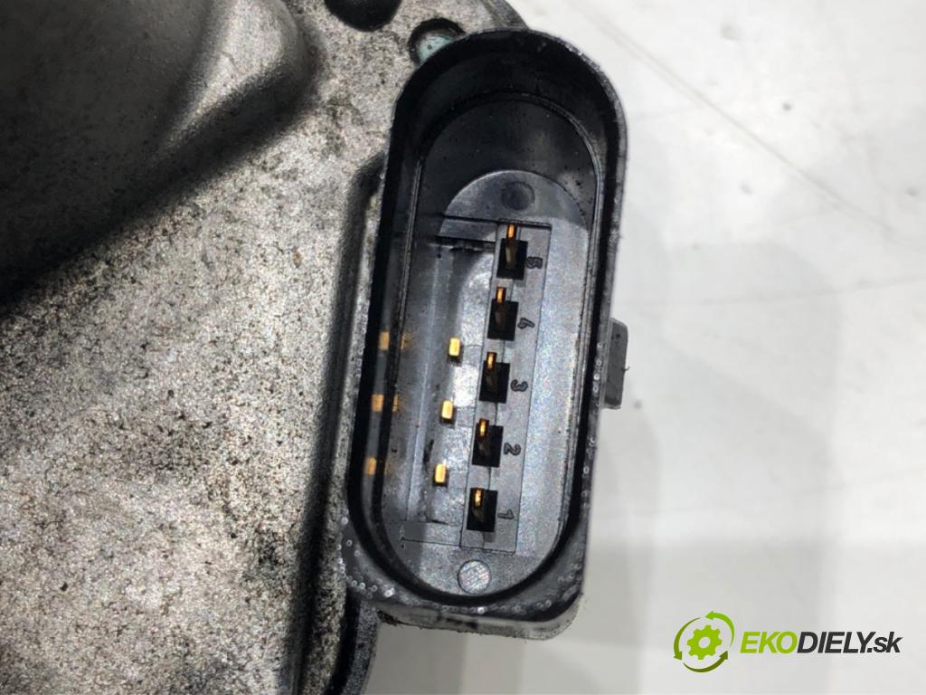 VW PASSAT B6 Variant (3C5) 2005 - 2011    1.9 TDI 77 kW [105 KM] olej napędowy 2005 - 2010  Škrtiaca klapka 036128063A (Škrtiace klapky)