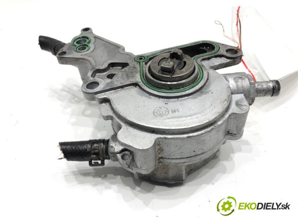 VW PASSAT B6 Variant (3C5) 2005 - 2011    1.9 TDI 77 kW [105 KM] olej napędowy 2005 - 2010  Pumpa vákuová 038145209A