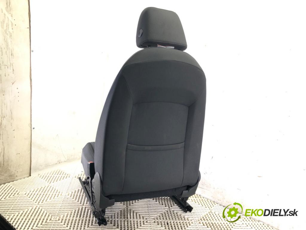 SEAT LEON (5F1) 2012 - 2022    1.6 TDI 77 kW [105 KM] olej napędowy 2012 - 2022  Sedadlo pravy predný
