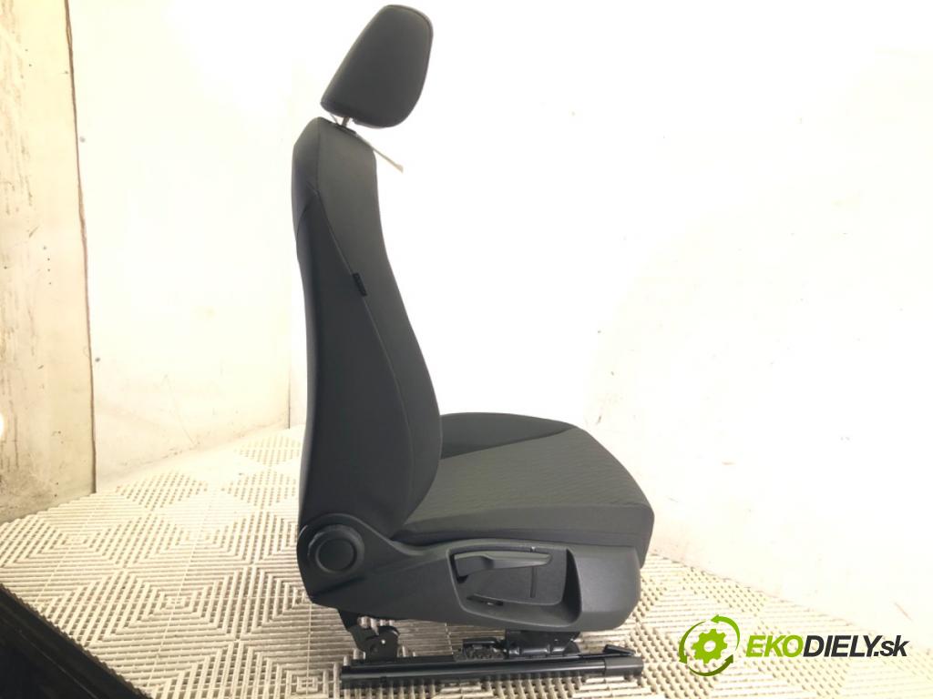 SEAT LEON (5F1) 2012 - 2022    1.6 TDI 77 kW [105 KM] olej napędowy 2012 - 2022  Sedadlo pravy predný