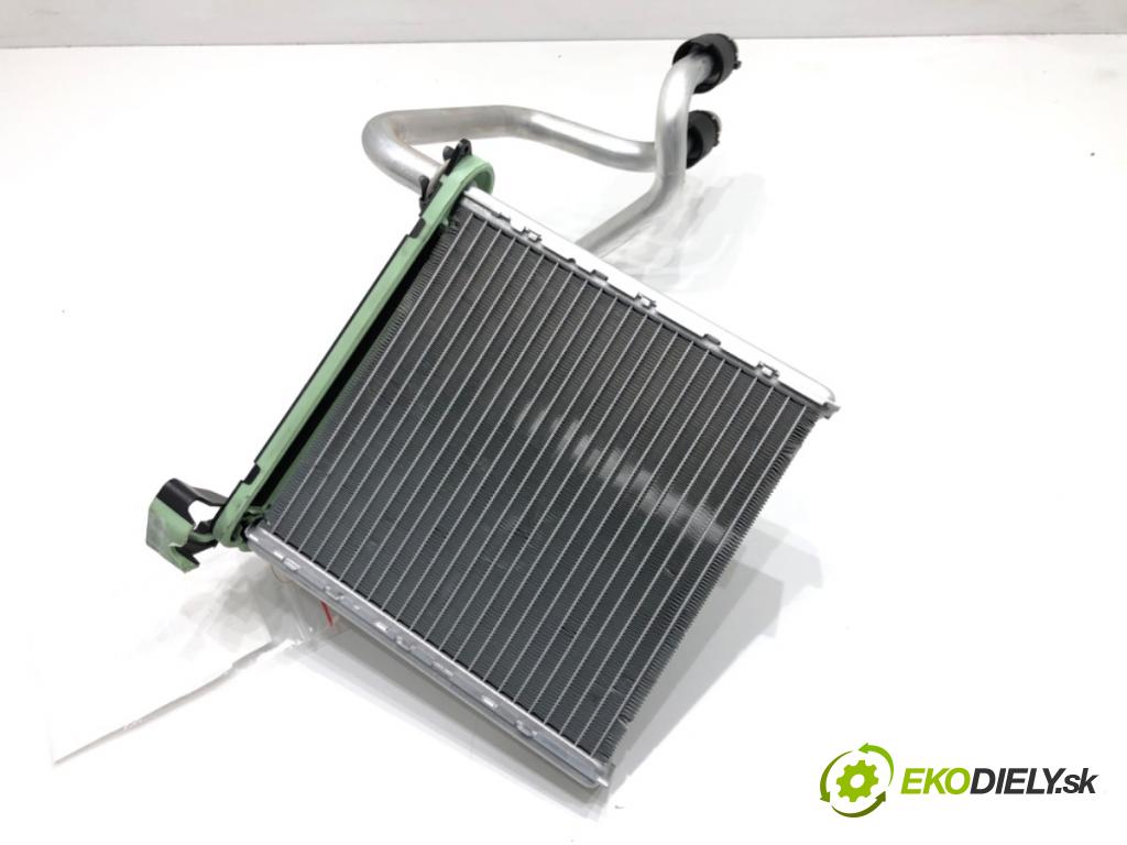 SEAT LEON (5F1) 2012 - 2022    1.6 TDI 77 kW [105 KM] olej napędowy 2012 - 2022  topné těleso radiátor topení 5Q0819031 (Radiátory topení)