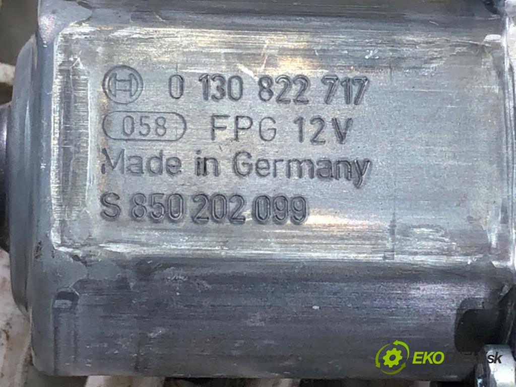 SEAT LEON (5F1) 2012 - 2022    1.6 TDI 77 kW [105 KM] olej napędowy 2012 - 2022  mechanismus okna levý přední část 5Q0959801B