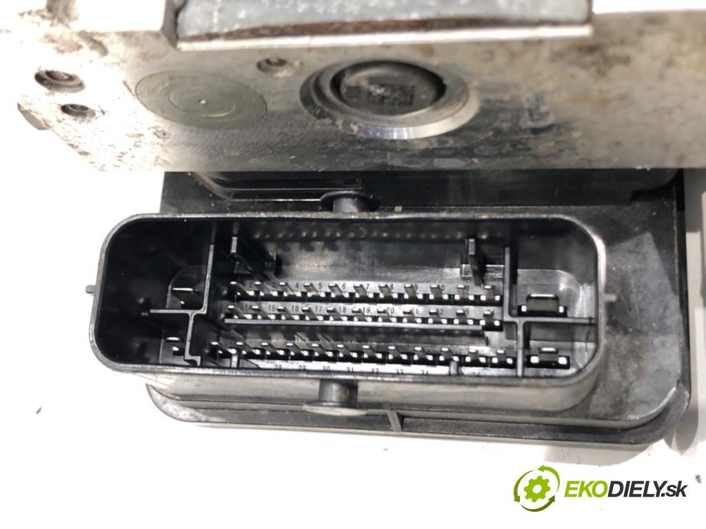 SEAT LEON (5F1) 2012 - 2022    1.6 TDI 77 kW [105 KM] olej napędowy 2012 - 2022  Pumpa ABS 3Q0907379P (Pumpy ABS)