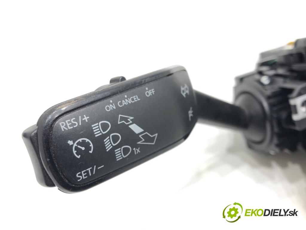 SEAT LEON (5F1) 2012 - 2022    1.6 TDI 77 kW [105 KM] olej napędowy 2012 - 2022  Prepínač kombinovaný 5Q0953507AC (Prepínače, spínače, tlačidlá a ovládače kúrenia)
