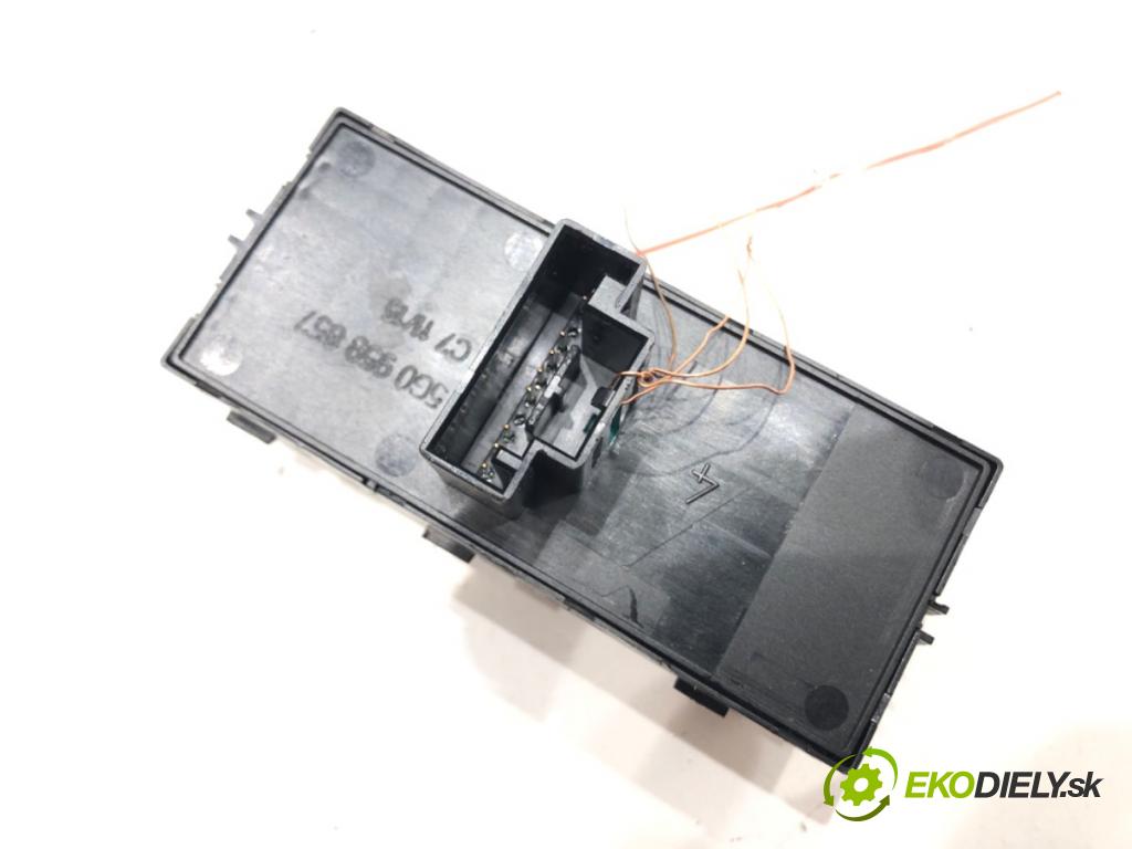 SEAT LEON (5F1) 2012 - 2022    1.6 TDI 77 kW [105 KM] olej napędowy 2012 - 2022  Prepínač okien 5G0959857 (Prepínače, spínače, tlačidlá a ovládače kúrenia)