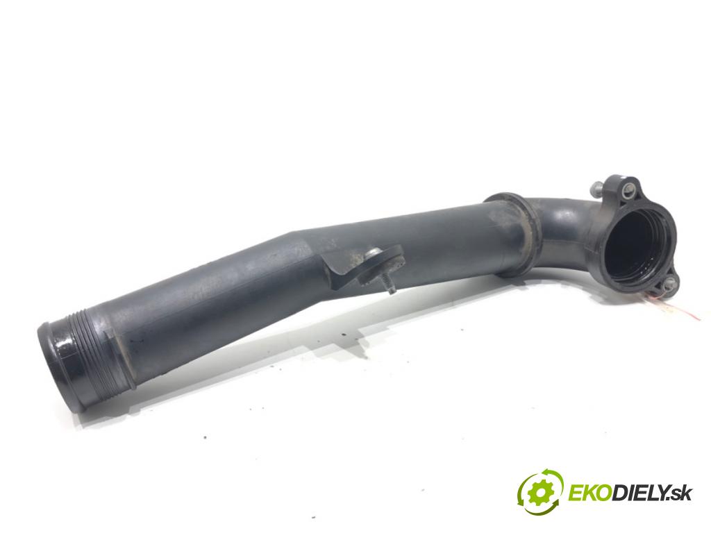 SEAT LEON (5F1) 2012 - 2022    1.6 TDI 77 kW [105 KM] olej napędowy 2012 - 2022  Rúra turba 04L145762E