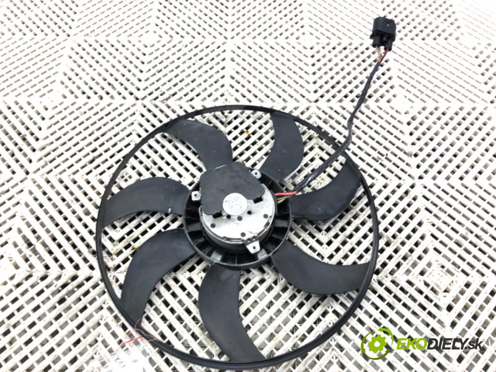 SEAT LEON (5F1) 2012 - 2022    1.6 TDI 77 kW [105 KM] olej napędowy 2012 - 2022  ventilátor chladiče 5Q0959455AL (Ventilátory)