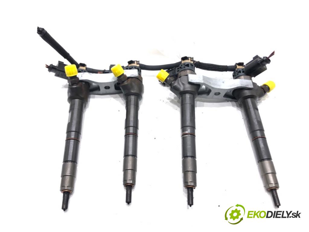 SEAT LEON (5F1) 2012 - 2022    1.6 TDI 77 kW [105 KM] olej napędowy 2012 - 2022  Vstrekovacie ventily 04L130277AJ