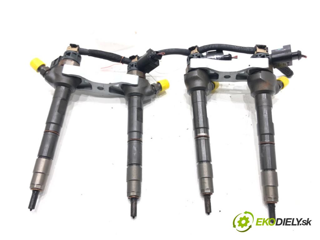 SEAT LEON (5F1) 2012 - 2022    1.6 TDI 77 kW [105 KM] olej napędowy 2012 - 2022  Vstrekovacie ventily 04L130277AJ