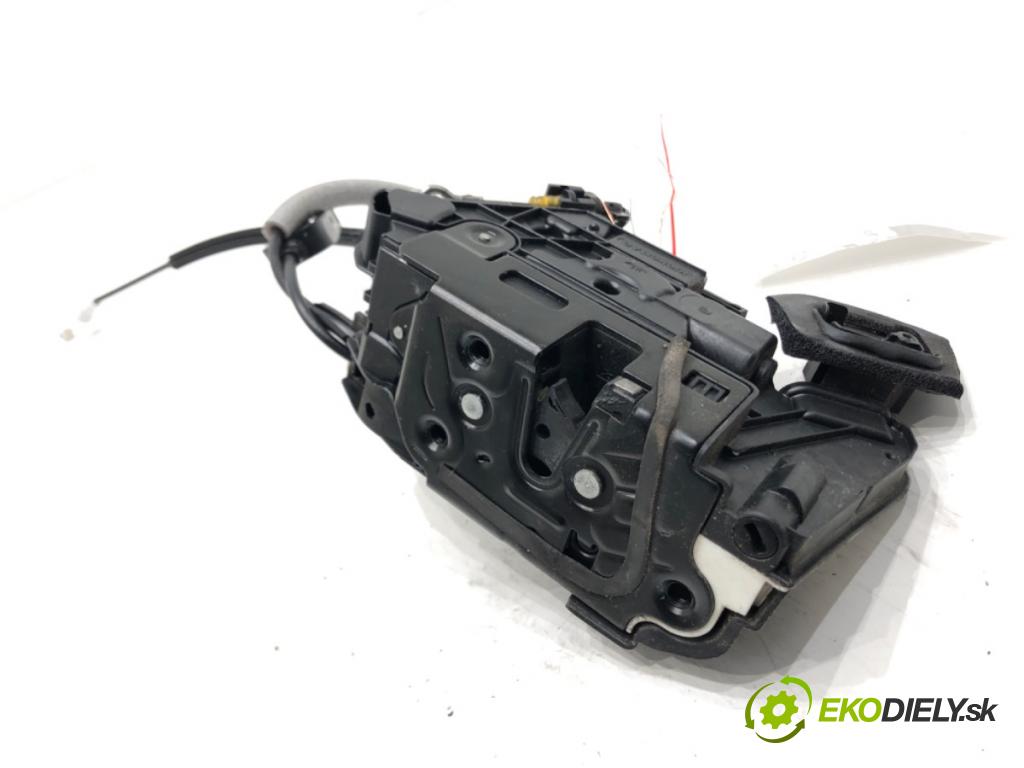 SEAT LEON (5F1) 2012 - 2022    1.6 TDI 77 kW [105 KM] olej napędowy 2012 - 2022  zámok dveře pravý přední část 5K1837016E