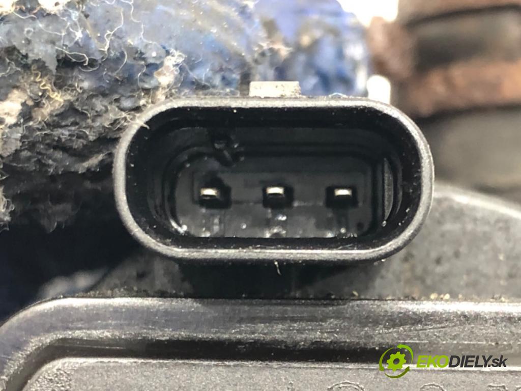 SEAT LEON (5F1) 2012 - 2022    1.6 TDI 77 kW [105 KM] olej napędowy 2012 - 2022  DALŠÍ: pumpa vody 5Q0965567 (Vodní pumpy)