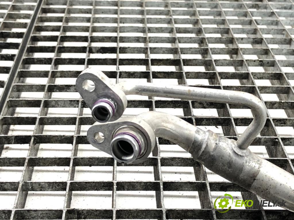 SEAT LEON (5F1) 2012 - 2022    1.6 TDI 77 kW [105 KM] olej napędowy 2012 - 2022  rúrka klimatizácie  (Rúrky klimatizácie)