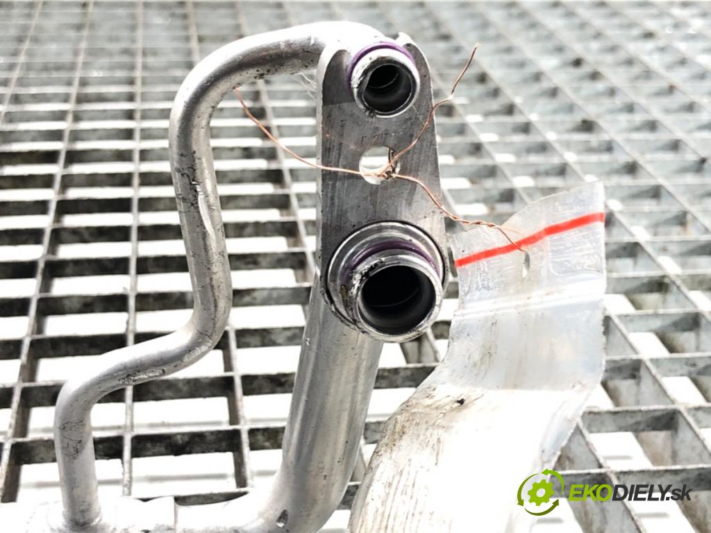 SEAT LEON (5F1) 2012 - 2022    1.6 TDI 77 kW [105 KM] olej napędowy 2012 - 2022  rúrka klimatizácie  (Rúrky klimatizácie)