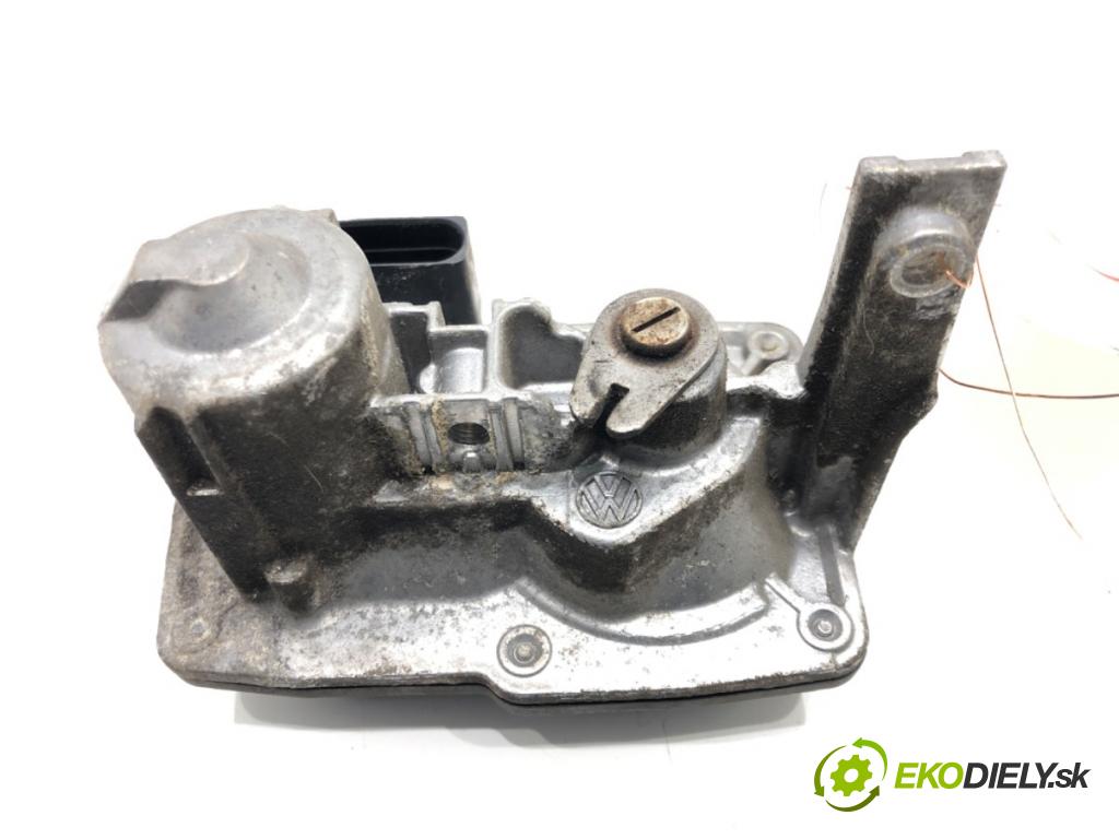 SEAT LEON (5F1) 2012 - 2022    1.6 TDI 77 kW [105 KM] olej napędowy 2012 - 2022  Škrtiaca klapka VÝFUK: 5Q0253691H