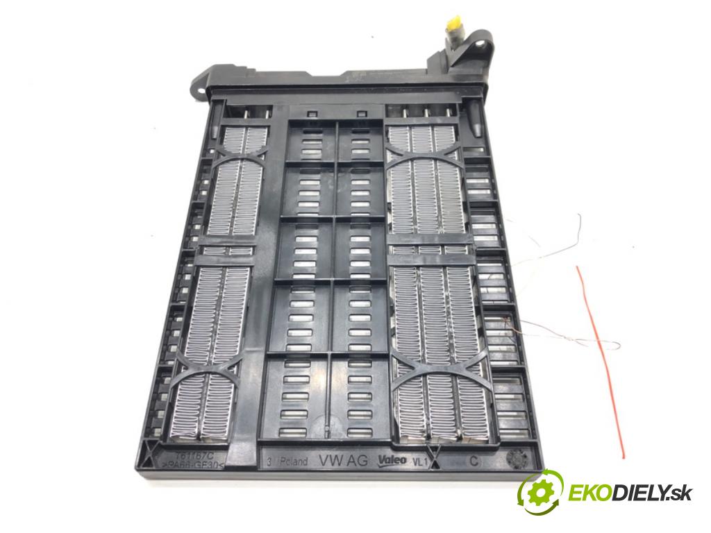 SEAT LEON (5F1) 2012 - 2022    1.6 TDI 77 kW [105 KM] olej napędowy 2012 - 2022  topné těleso radiátor topení elektrická 5WA963235 (Radiátory topení)