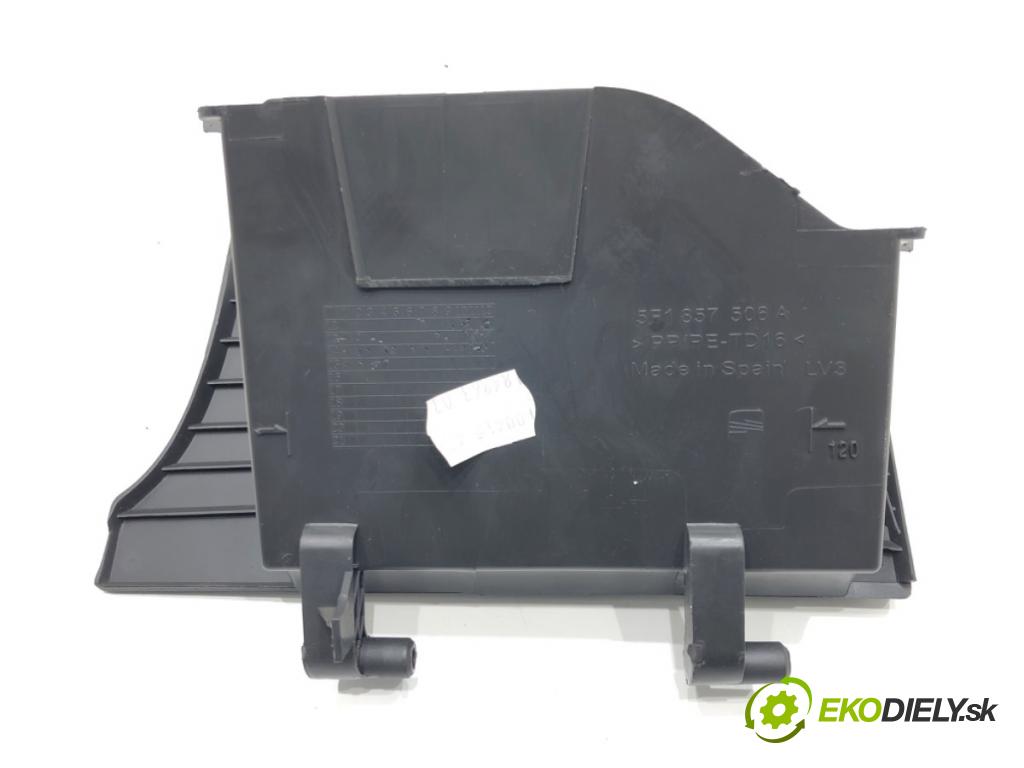 SEAT LEON (5F1) 2012 - 2022    1.6 TDI 77 kW [105 KM] olej napędowy 2012 - 2022  Priehradka, kastlík volantu 5F1857506A