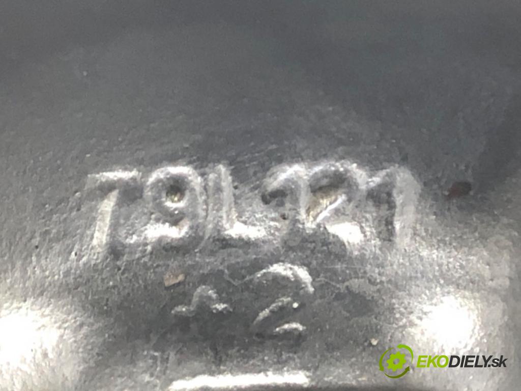 SEAT LEON (5F1) 2012 - 2022    1.6 TDI 77 kW [105 KM] olej napędowy 2012 - 2022  PIEST: ojnica CLH (Piest)