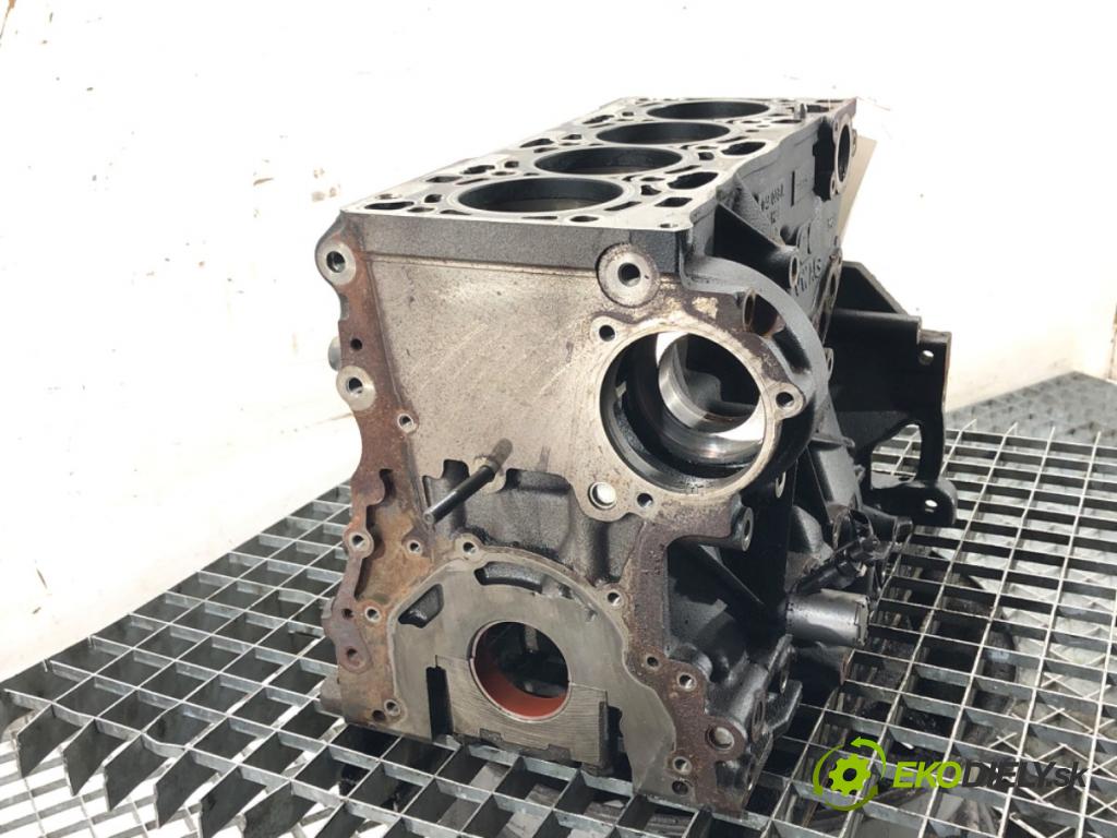 SEAT LEON (5F1) 2012 - 2022    1.6 TDI 77 kW [105 KM] olej napędowy 2012 - 2022  blok Motor 04L023A (Blok motora)