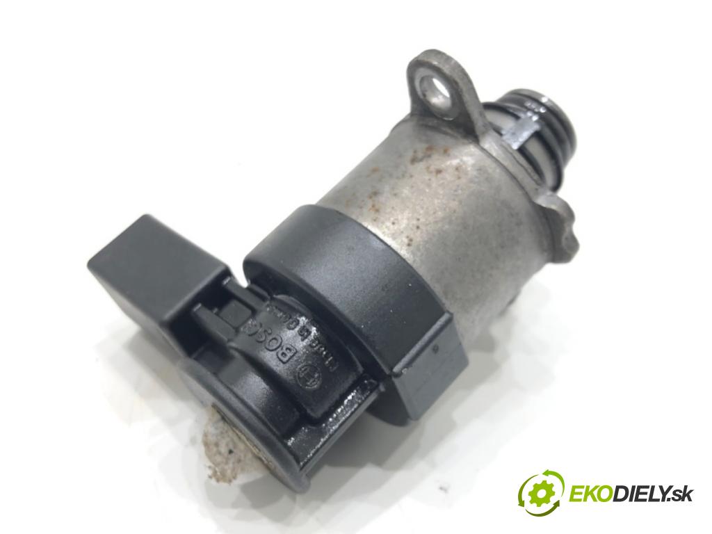 SEAT LEON (5F1) 2012 - 2022    1.6 TDI 77 kW [105 KM] olej napędowy 2012 - 2022  Regulátor tlaku paliva 0928400768 (Ostatné)