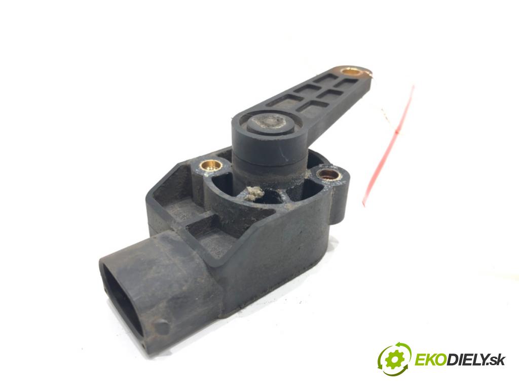 AUDI A4 B7 Kombi 2007 125 kW 2.0 TDI 1968 Snímač XENON zad ľavy 8E0907503